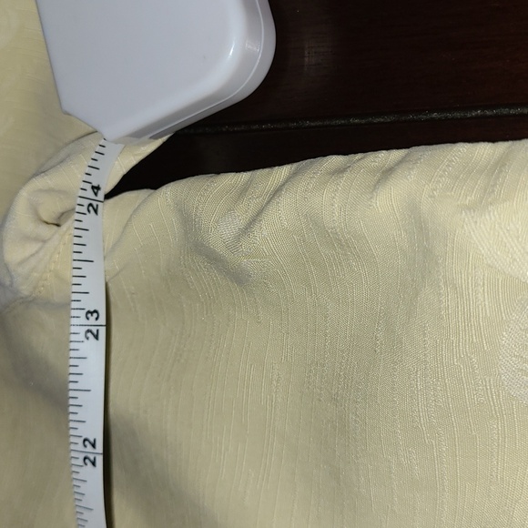 Men's Tommy Bahama Yellow Top - Picture 6 of 6